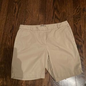 Talbots Khaki Short Size 6